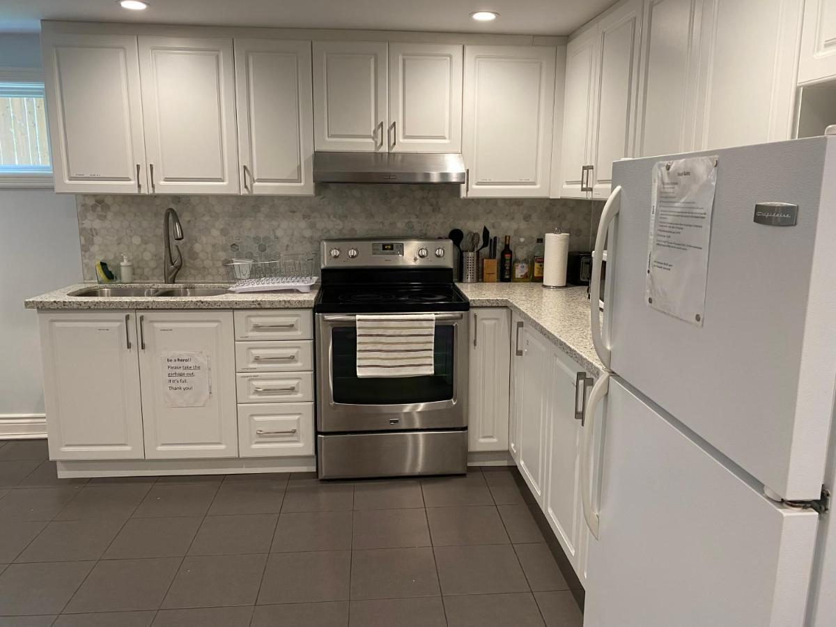 Yonge And Finch Subway !U Spacious & Cozy Private Bdr With Shared Bathroom Τορόντο Εξωτερικό φωτογραφία